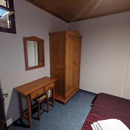 Vivienda Turistica Vacacional Maricarmen Hotel Arou Exterior photo
